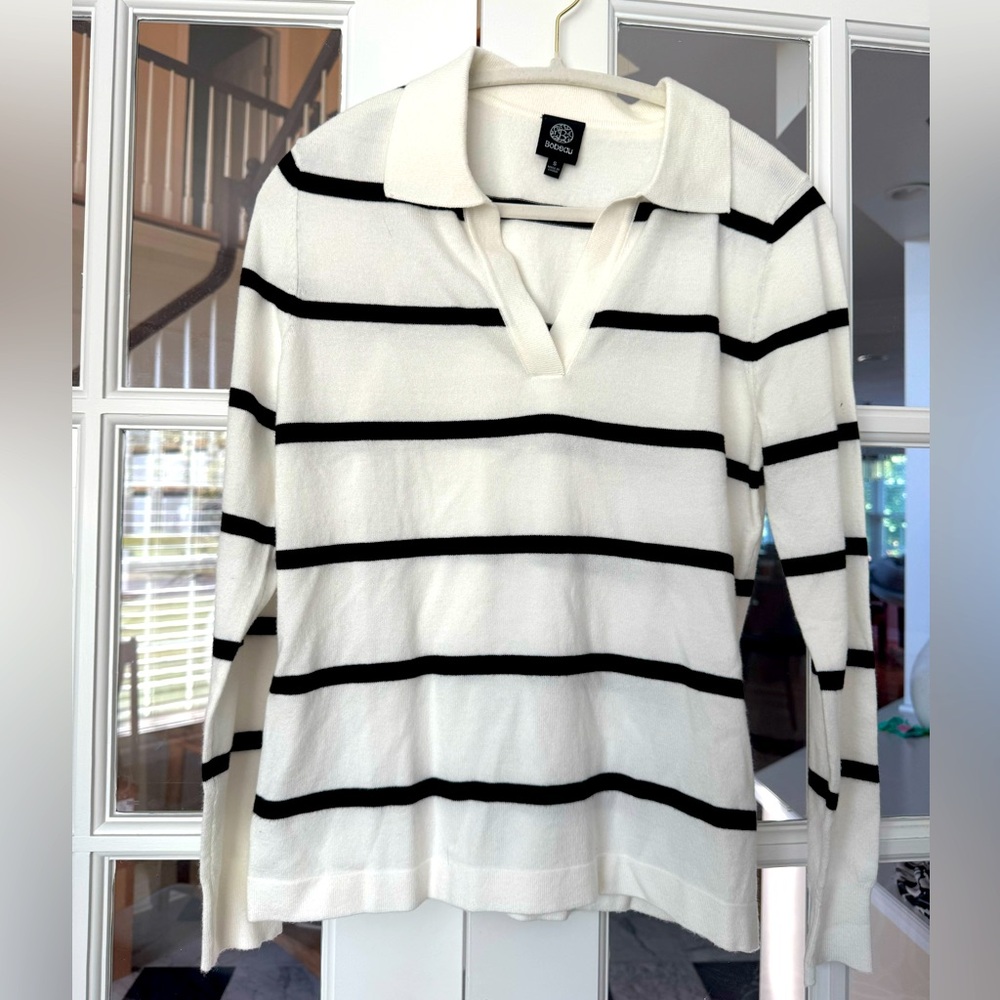 Bobeau Fine Gauge black and white Stripe Polo sweater